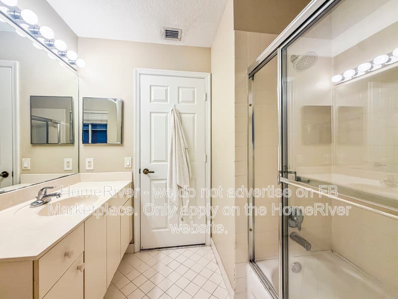 Weston House: 755 Sunflower Cir