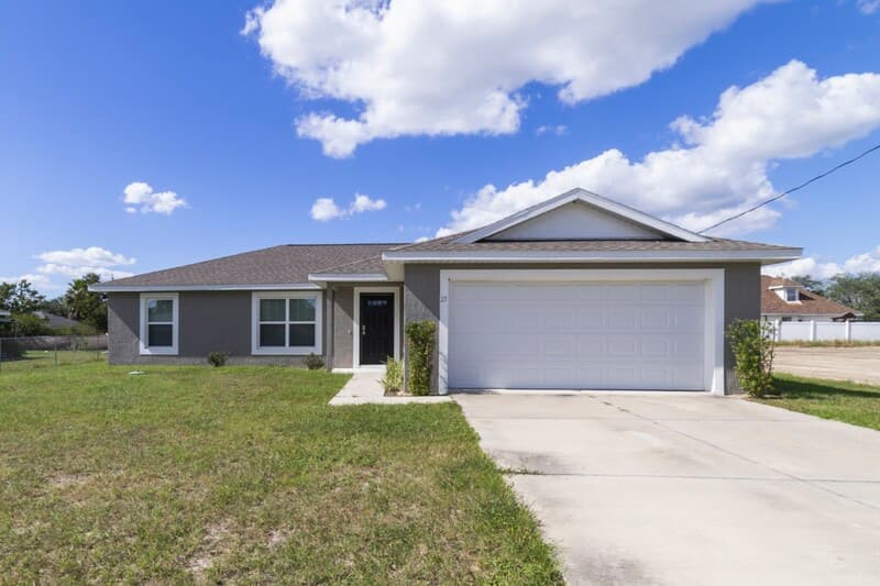 Ocala House: 23 Water Track Trl