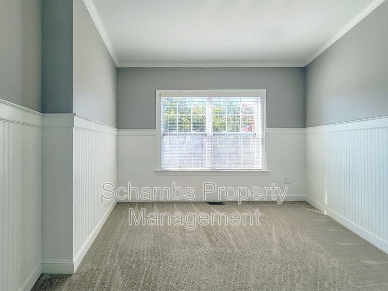 Fuquay Varina House: 414 Banagher Ln