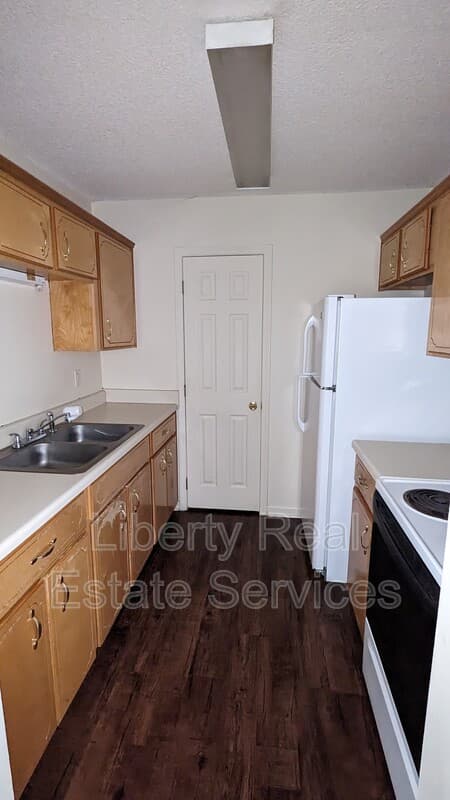 Hinesville Condo: 134 Rolland St Apt 10