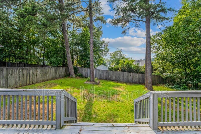 Fayetteville House: 3597 Hastings Drive