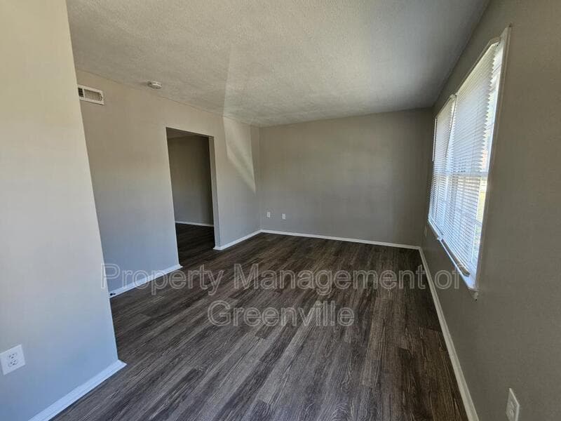 Greenville Condo: 6526 White Horse Rd