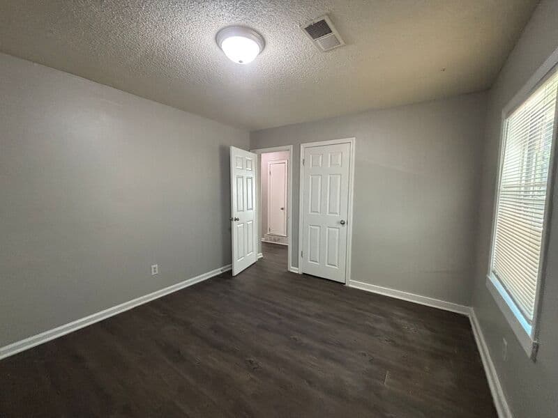 Memphis House: 3581 Kensett Dr