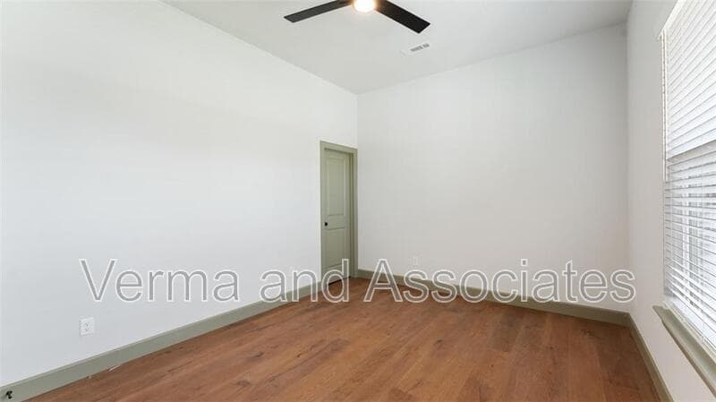 Centerton House: 1221 Mammoth St