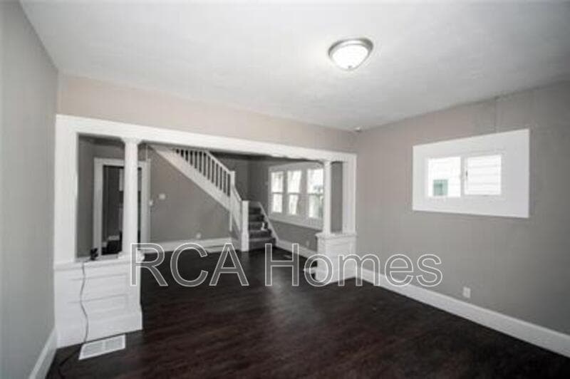 Indianapolis House: 4120 East Washington Street