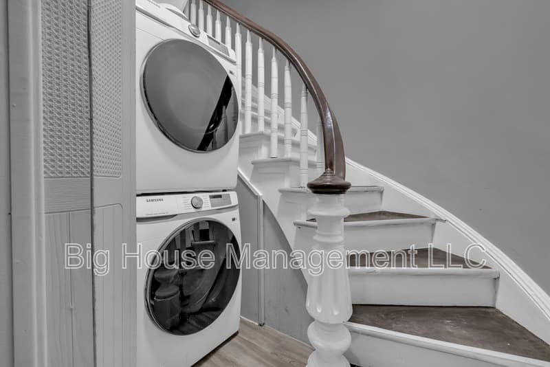 Baltimore Condo: 339 E 25th St