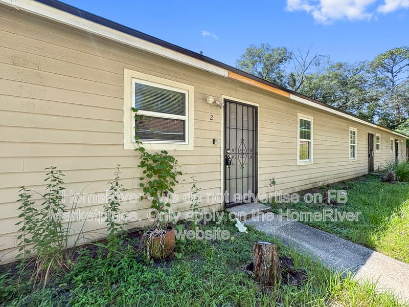 Jacksonville House: 4178 Lorenzo Ct