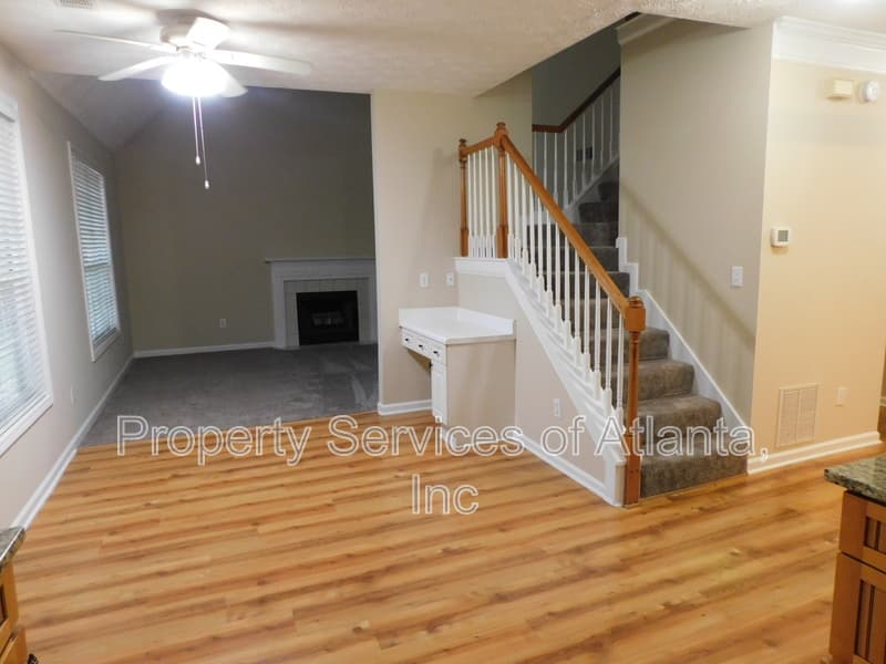 Marietta House: 2506 Waterstone Way