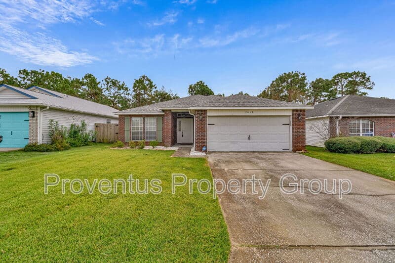 Navarre House: 2058 Catline Circle
