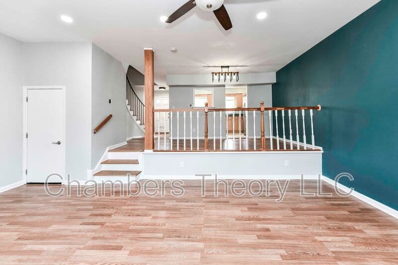 Springfield Condo: 5910 Prince James Dr