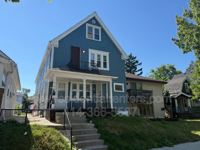 West Allis Condo: 847 S 75th Street