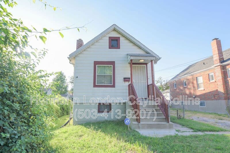 Saint Louis House: 5733 Albia Terrace