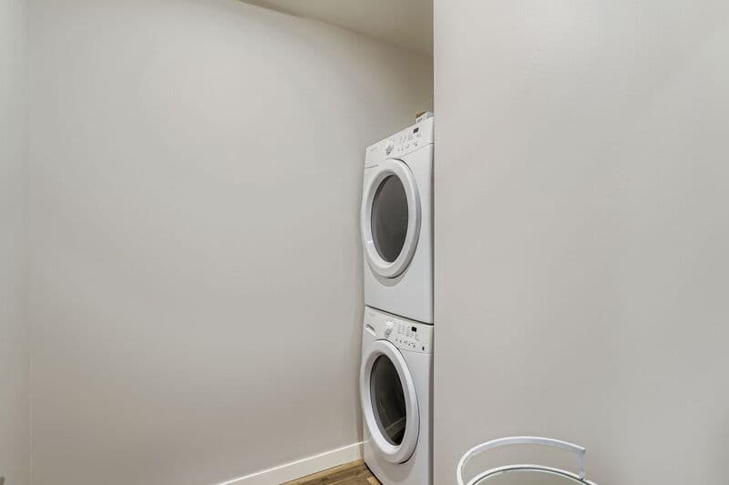 Seattle Condo: 1819 SW 96th Lane