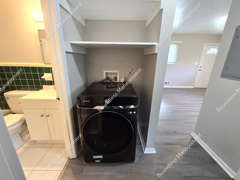 East Point Condo: 2762 Palm Dr