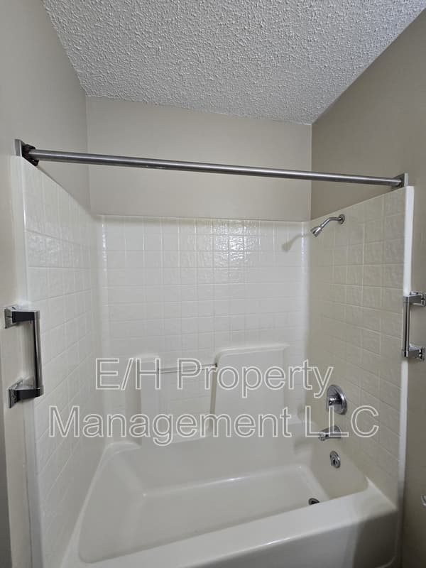 Wichita House: 2500 East 27th Street North