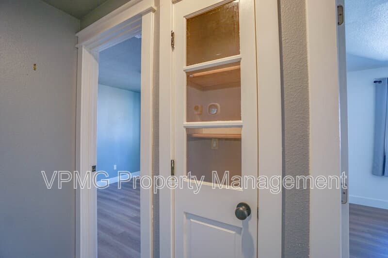 Vancouver House: 9600 NE 132nd Ave