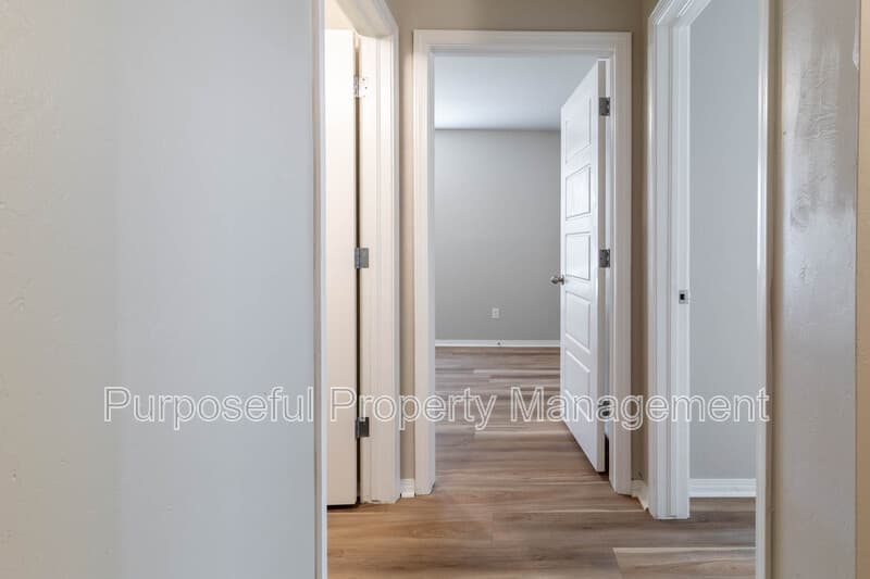 Noble House: 1301 Travertine Place