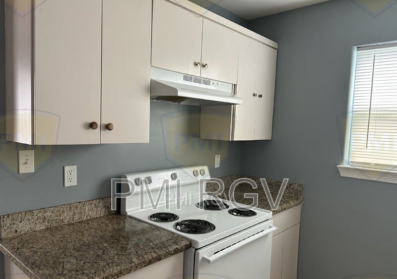 Edinburg Condo: 1502 Quitaca Dr