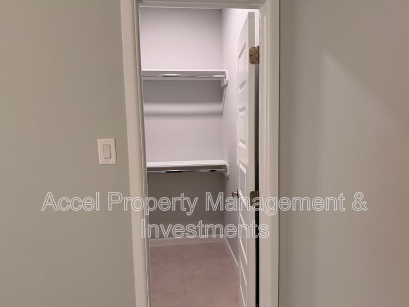 Edinburg Condo: 816 N. Abbey Ave.