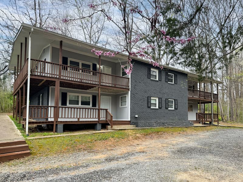 Oak Ridge Condo: 109 East Holston Lane - 111