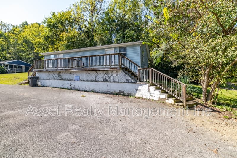Knoxville Condo: 610 Lester Road