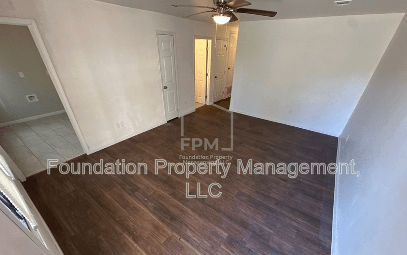 Memphis House: 1663 Humber Street