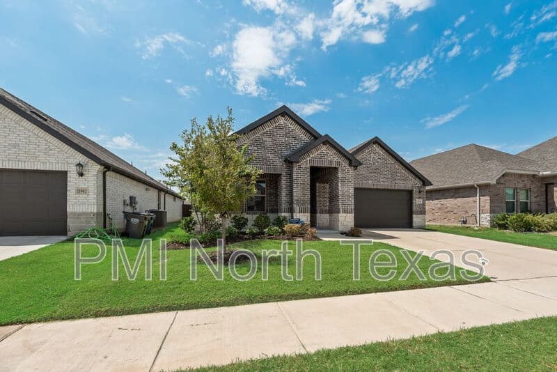 McKinney House: 3904 High Valley Drive