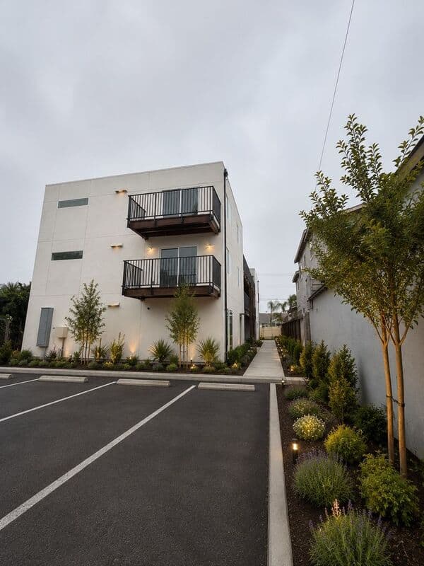 San Diego Condo: 1259 Lincoln Ave