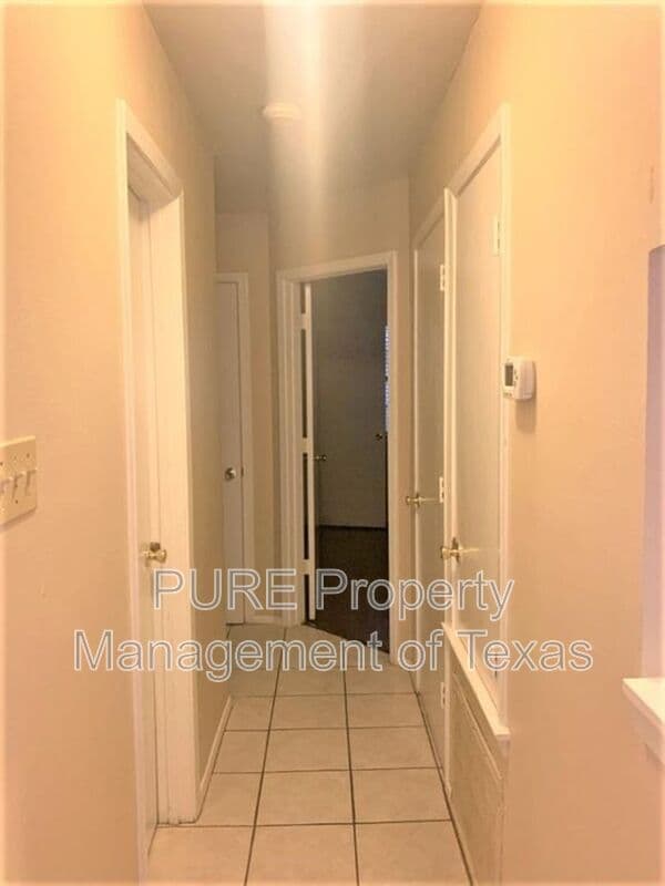 Austin House: 2907 Pearl St