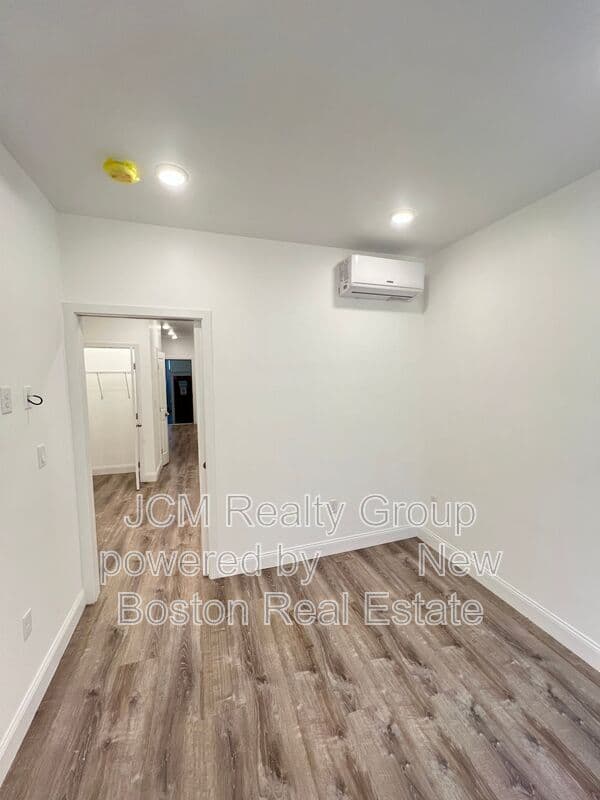 Chelsea Condo: 125 Arlington Street