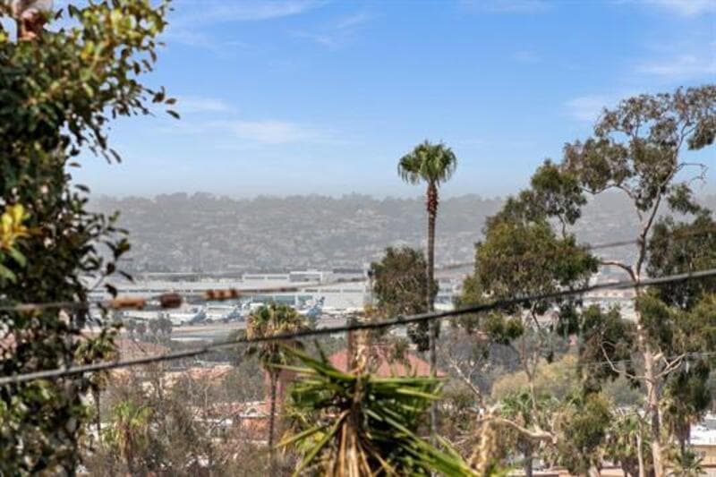 San Diego Townhome: 3711 Columbia Street