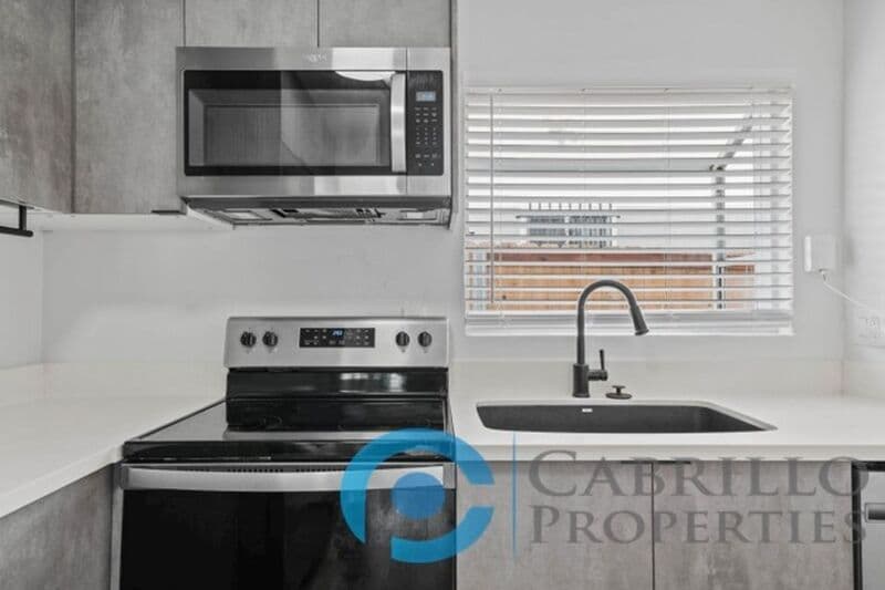 San Diego Condo: 4121 1/2 Kansas Street