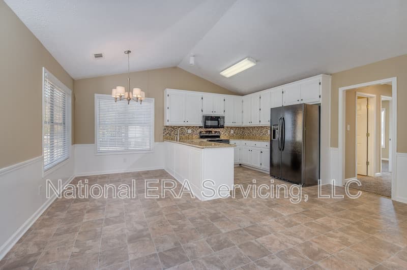 Covington House: 35 Oak Ridge Ct