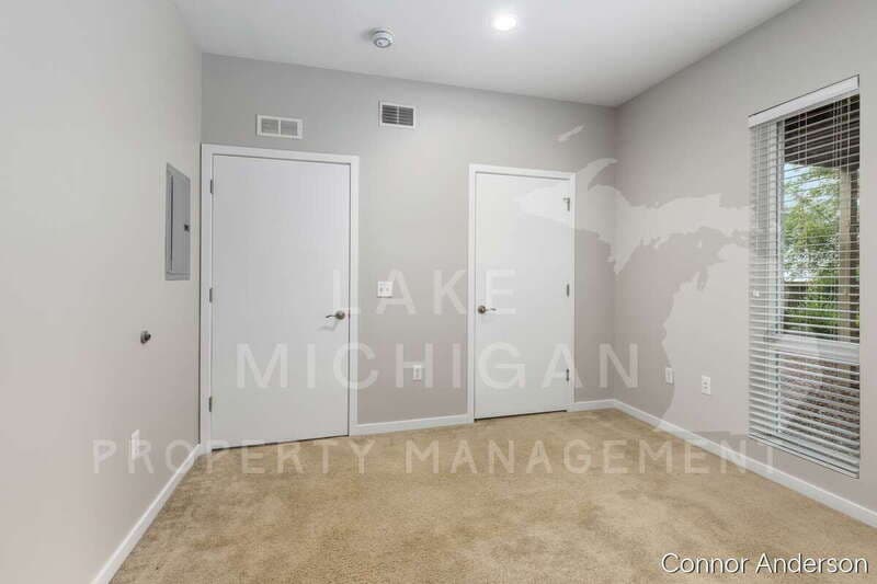Grand Rapids Condo: 600 Douglas Street Northwest