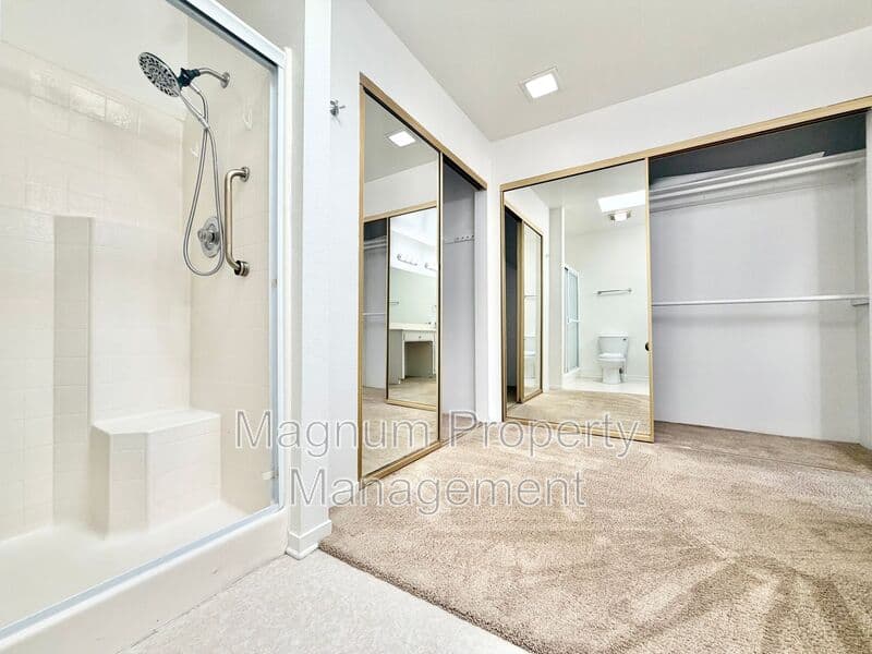 Hemet House: 25524 Sharp Dr