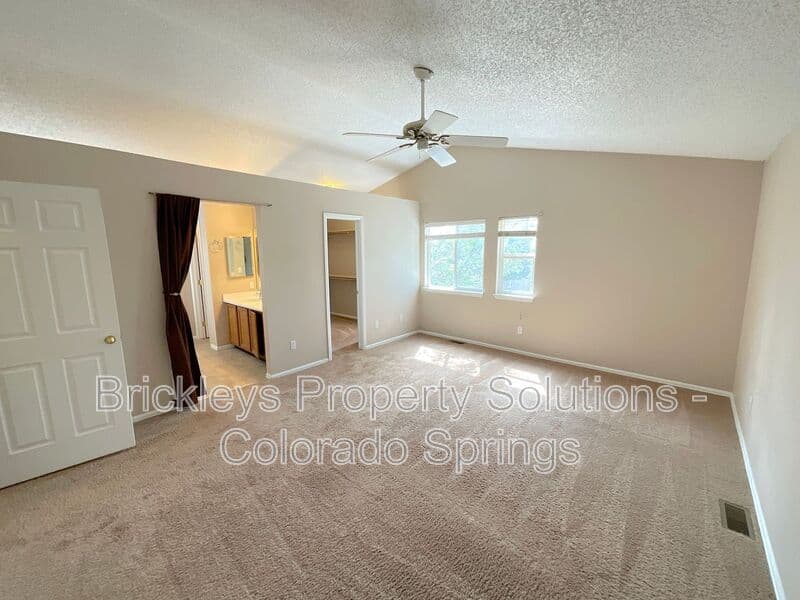 Colorado Springs House: 6160 Jaffee Ct