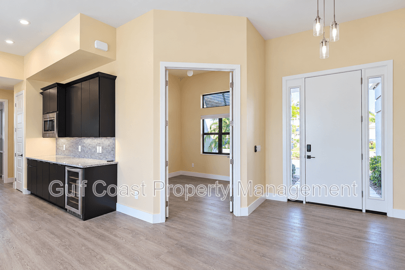 Rotonda West House: 5 Sportsman Place