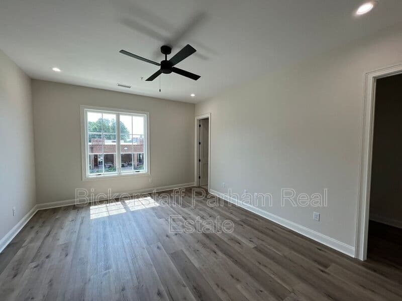 Columbus Condo: 6801 River Rd Building I