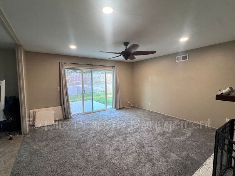 VENTURA House: 7233 BRISTOL RD