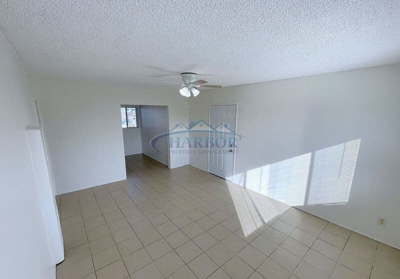 Wilmington Condo: 1711 North Avalon Boulevard