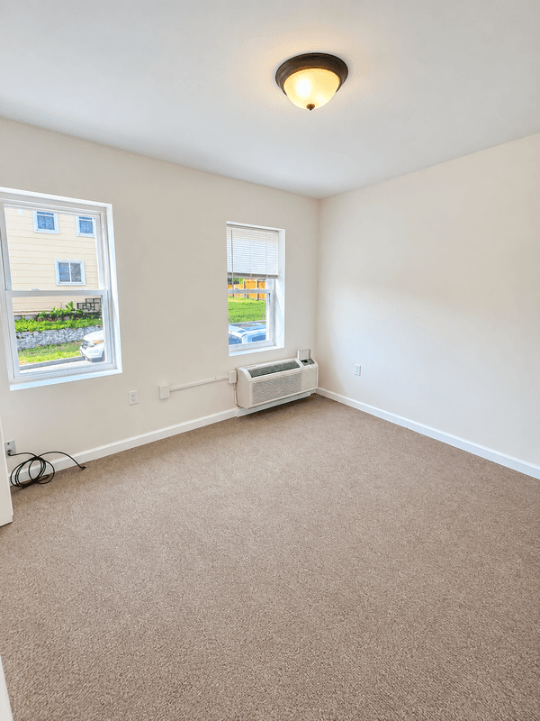 Norwich Condo: 526 North Main Street - 1