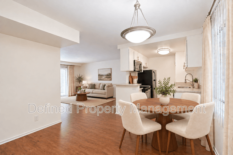 Sherman Oaks Condo: 4701 NATICK AVE