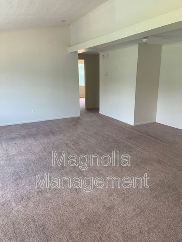 Norlina House: 146 Indian Dr.