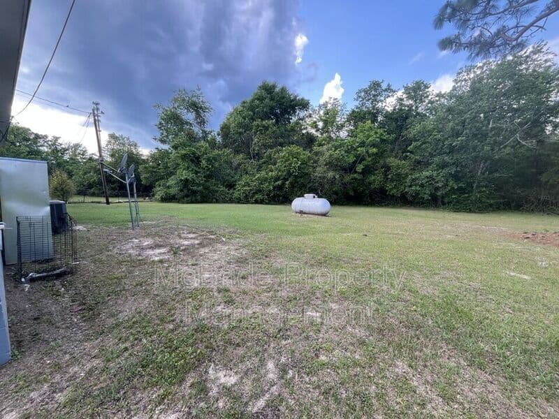 Aiken House: 1077 Williston Road
