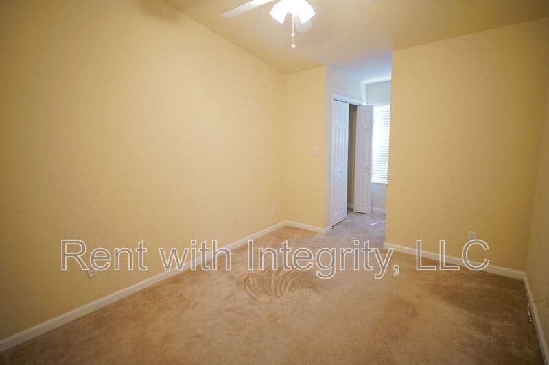 Tallahassee House: 859-1 W Brevard St