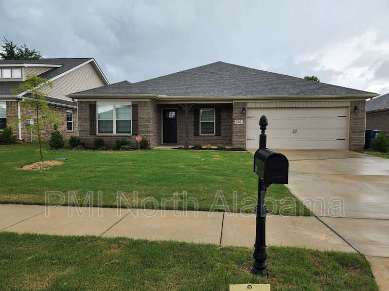 Toney House: 132 Beaver Brook Pl