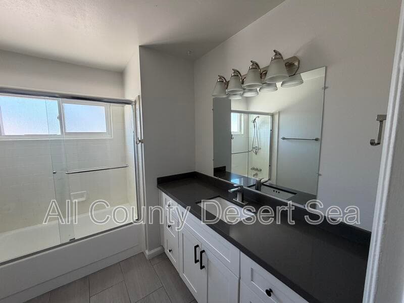 Huntington Beach Condo: 414 13th St