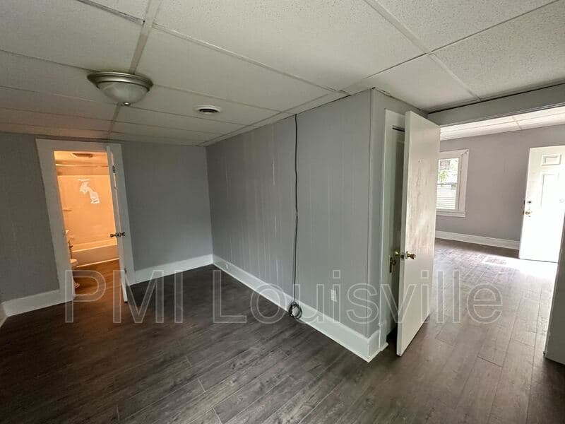 Louisville House: 3605 Larkwood Ave