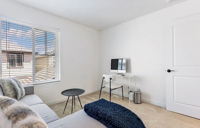 Beaverton House: 370 Southwest 204th Terrace