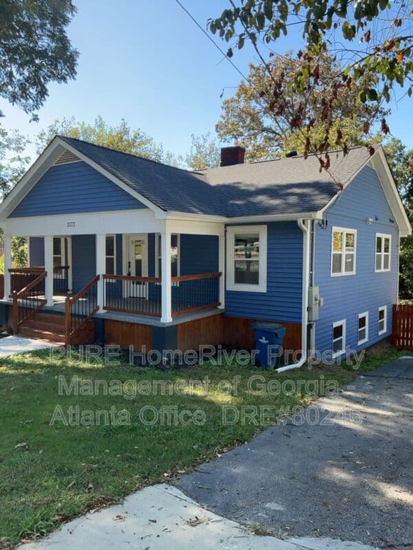 East Pt House: 2172 Ben Hill Rd